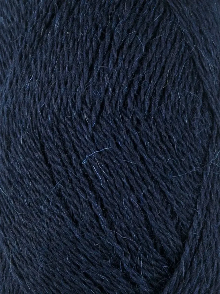 Пряжа Пехорка «Деревенская» - (04 - Темно-синий)
