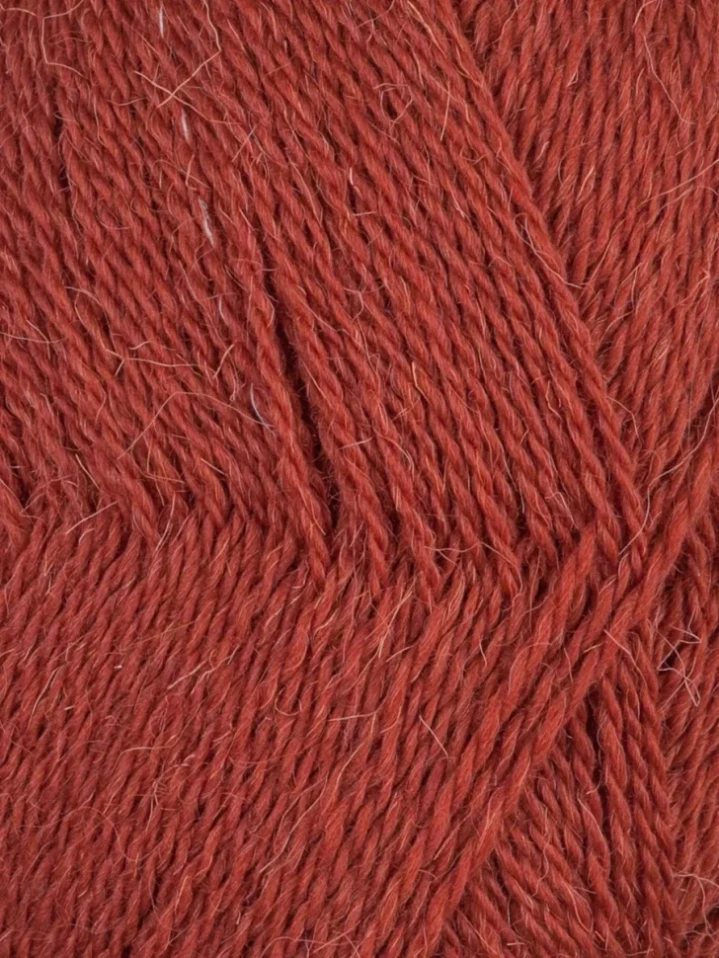 Пряжа Пехорка «Деревенская» - (487 - Красное дерево)