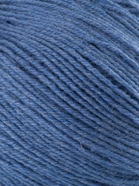 Пряжа Пехорка «Детский каприз» - (100 - Корол.синий)