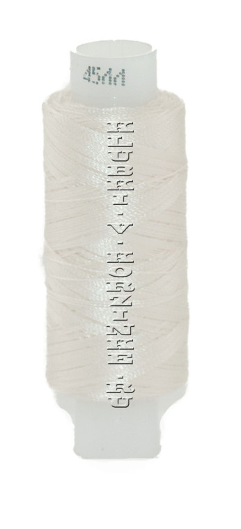 Нитки швейные 45 лл 200 м (0102 - Кремовый)