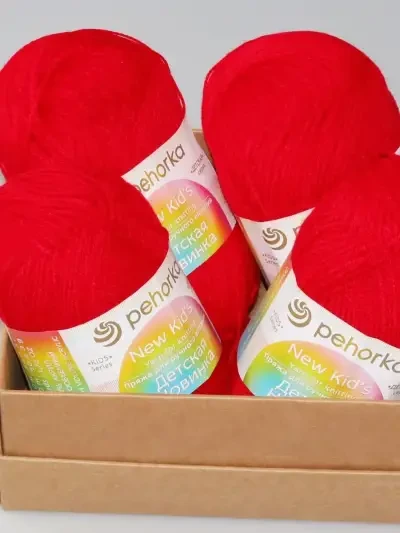 Пряжа Пехорка «Детская новинка» - (06 - Красный)