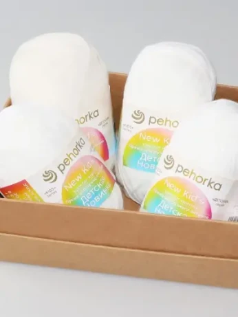 Пряжа Пехорка «Детская новинка» - (01 - Белый)