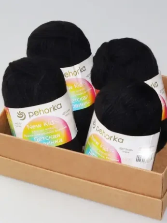 Пряжа Пехорка «Детская новинка» - (02 - Черный)